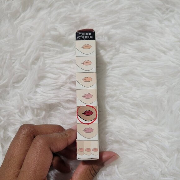 5$25 NWT COVERGIRL Outlast All-Day Lip Color Custom Reds, Signature Scarlet  840 - Picture 10 of 16